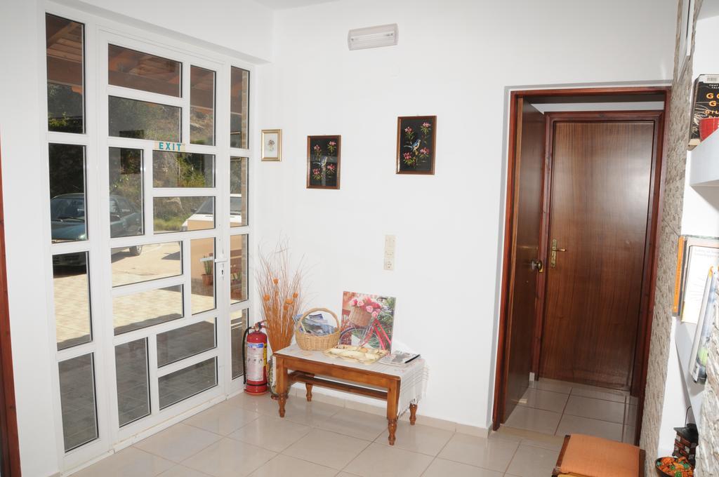 פלאקיאס Anemoni Studios מראה חיצוני תמונה